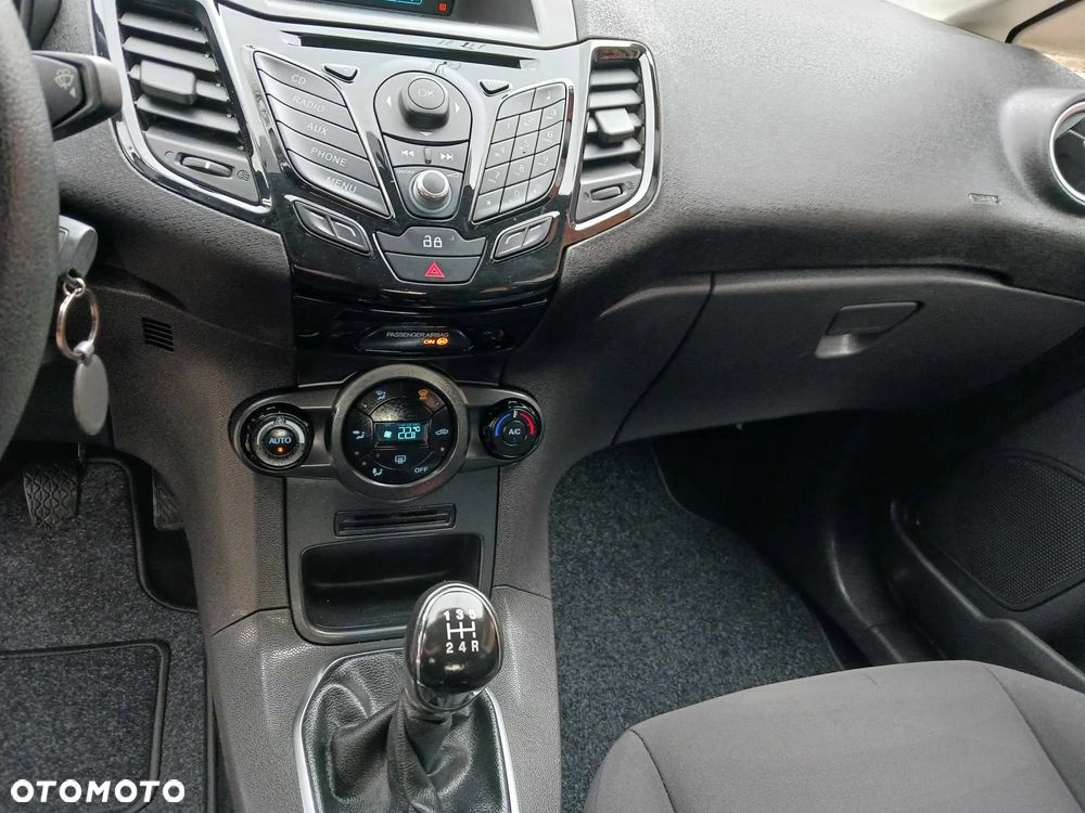 Ford Fiesta 1.6 TDCi DPF Gold X - 9