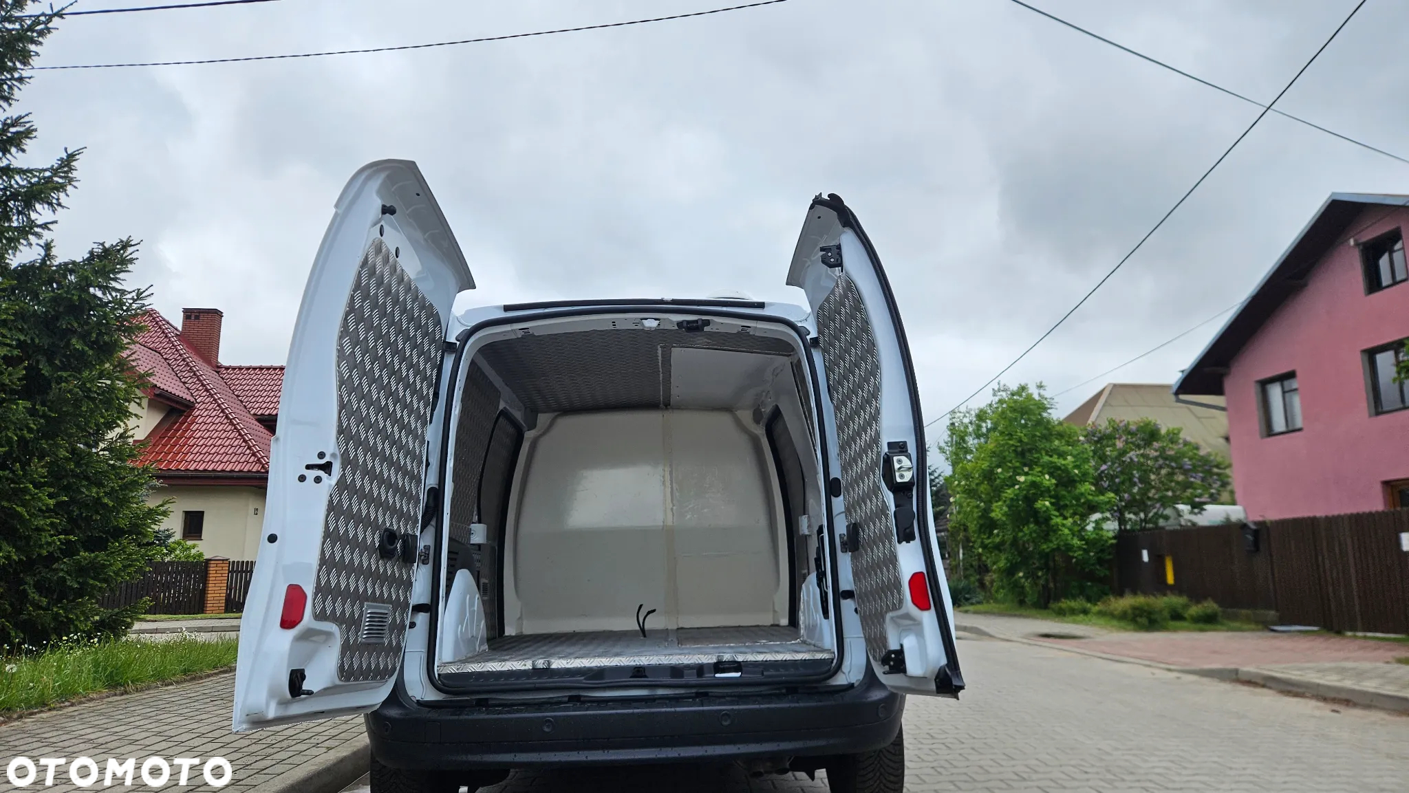 Renault KANGOO - 16