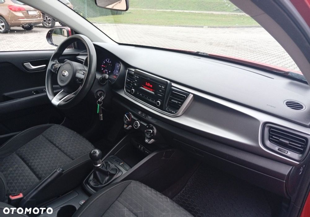 Kia Rio - 14