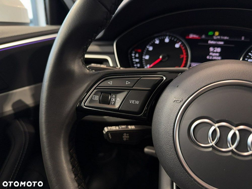 Audi A4 Limousine - 18