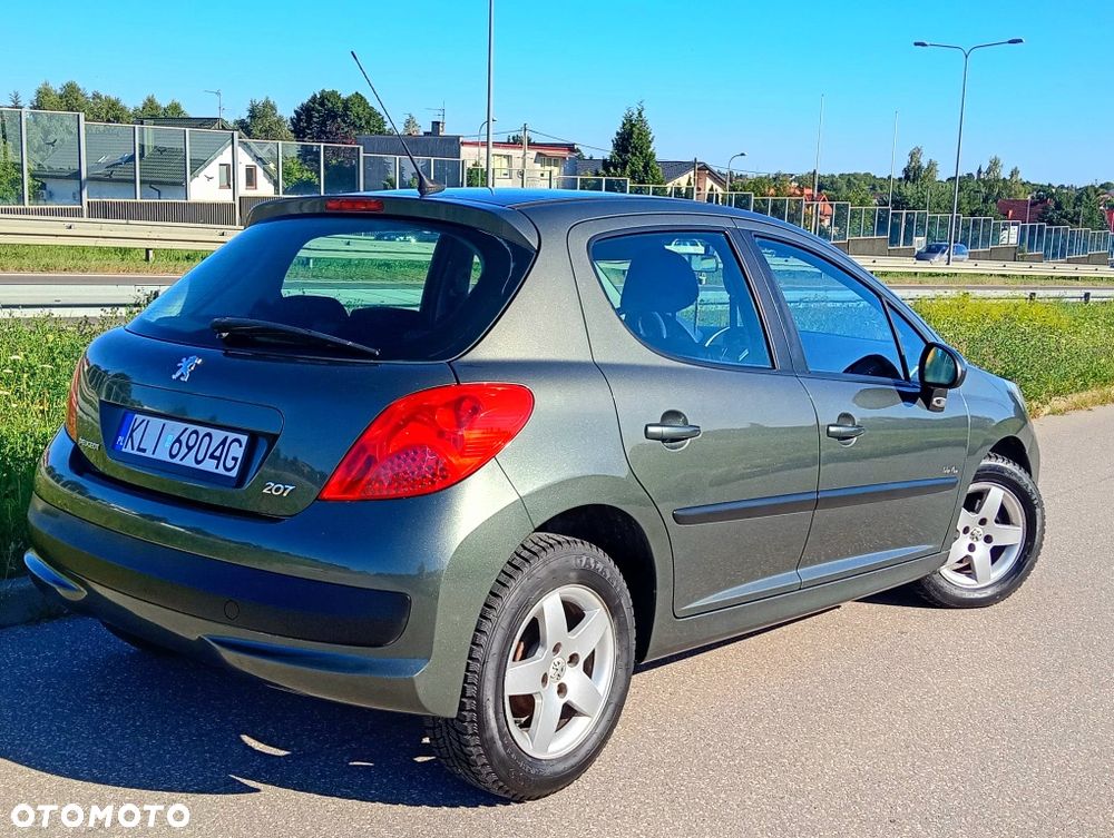 Peugeot 207 - 3