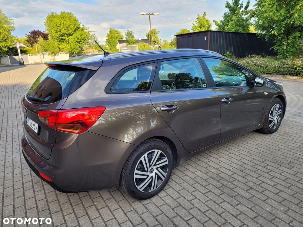 Kia Ceed 1.4 CVVT - 4