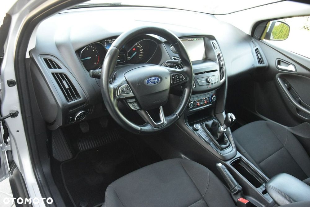 Ford Focus 1.5 EcoBlue STart-Stopp-System TITANIUM - 30