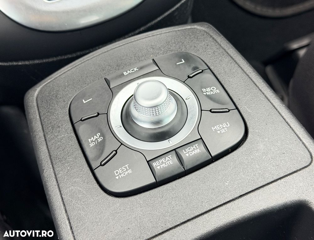 Renault Scenic dCi 110 LIMITED - 23