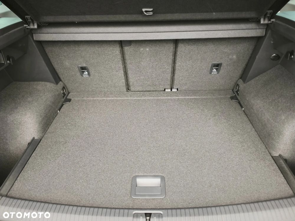 Volkswagen Tiguan 1.5 TSI EVO Elegance DSG - 9