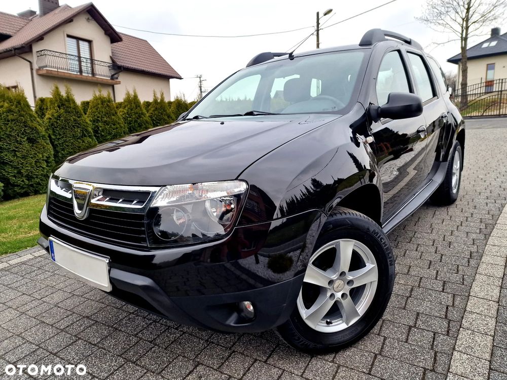Dacia Duster 1.6 Laureate 4x4 - 1