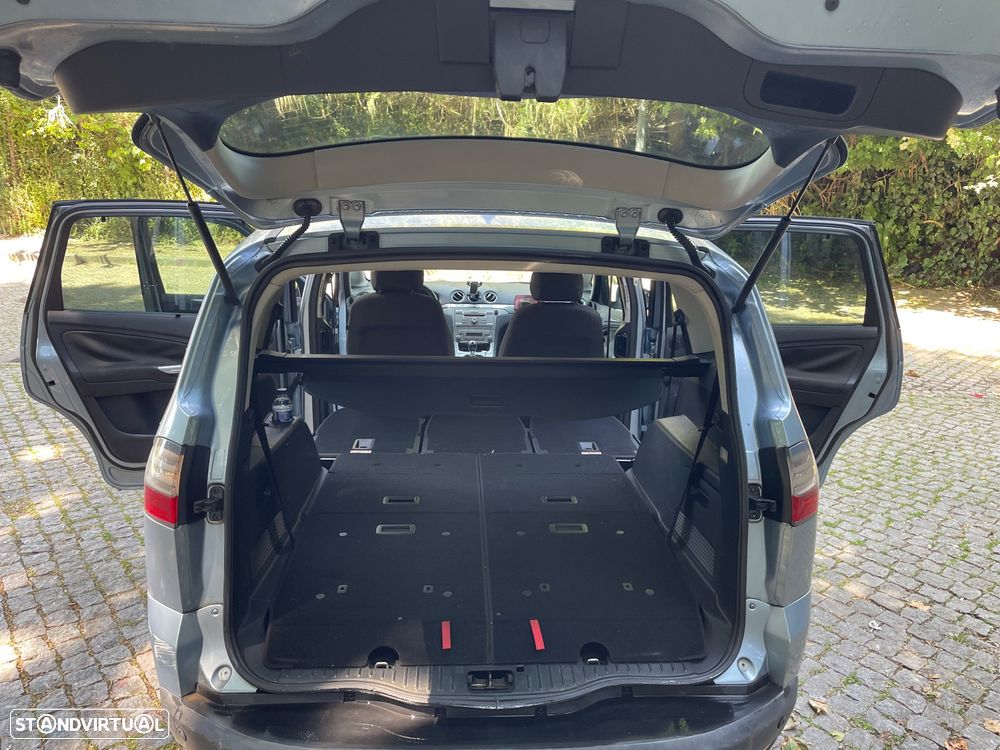 Ford S-Max - 7