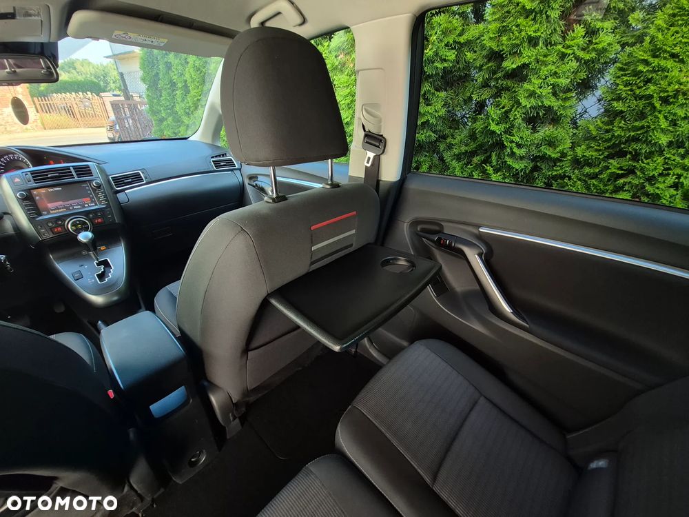 Toyota Verso 1.8 Prestige EU5 MS - 29