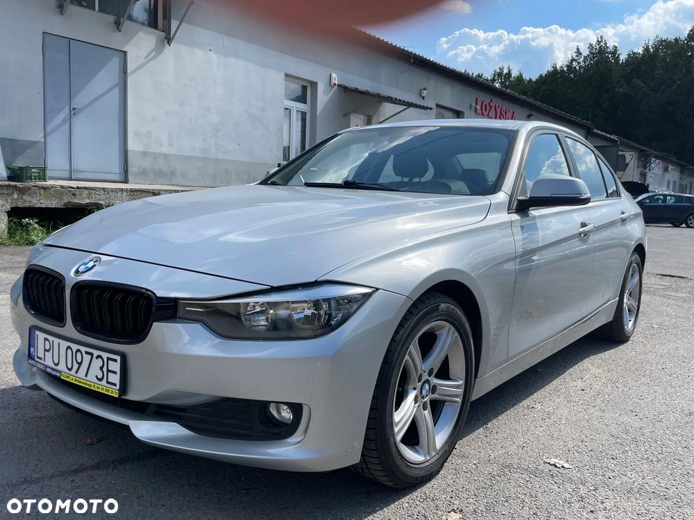 BMW Seria 3 328i xDrive - 1