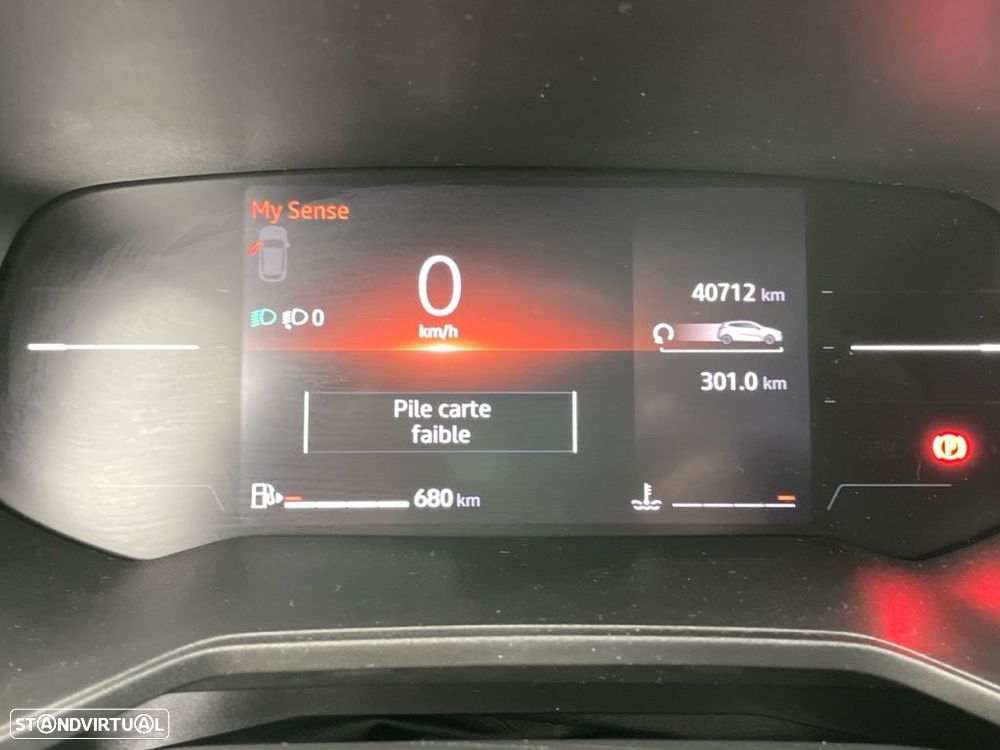 Renault Clio 1.0 TCe Techno — fotografia 9