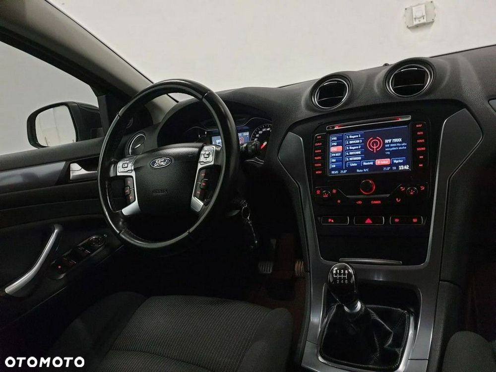 Ford Mondeo SW 2.0 TDCi Titanium - 39