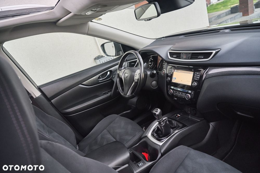 Nissan X-Trail 1.6 DIG-T 360 - 2