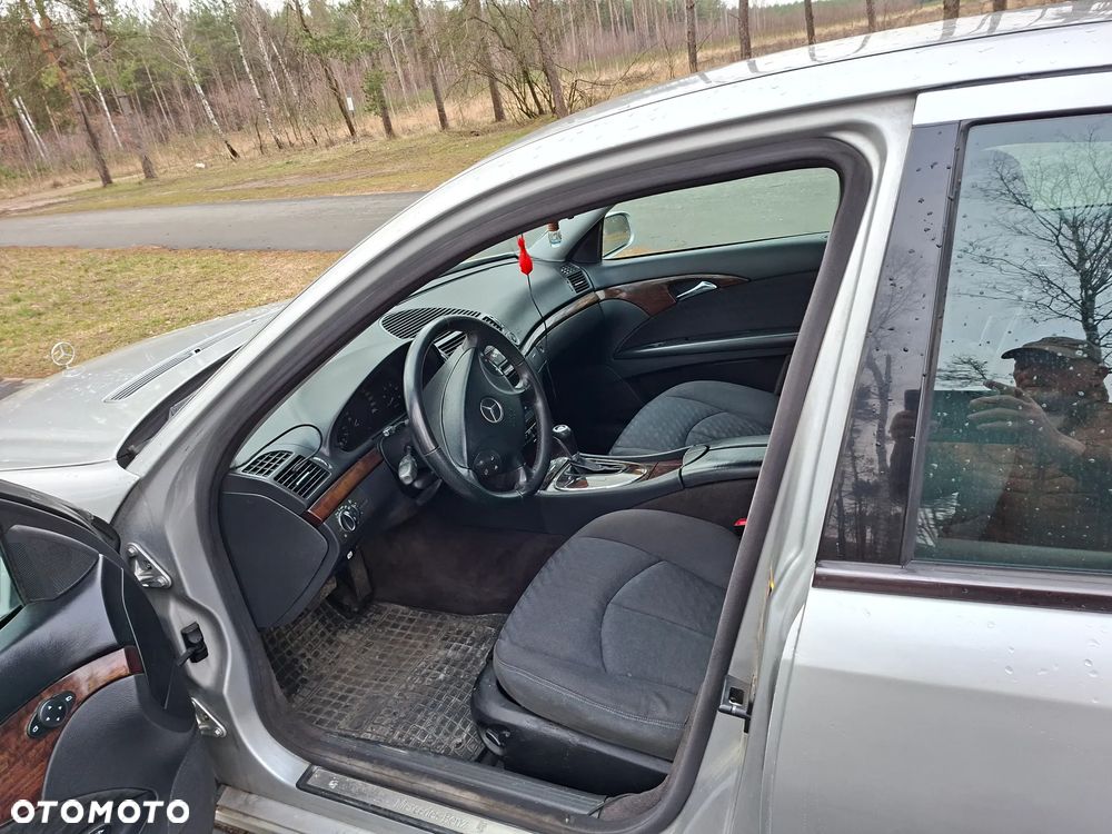 Mercedes-Benz Klasa E 220 CDI Automatik Avantgarde DPF - 13