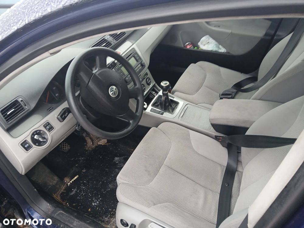 volkswagen passat b6 fotel kanapa deska kokpit podsufitka boczek podłokietnik licznik - 2