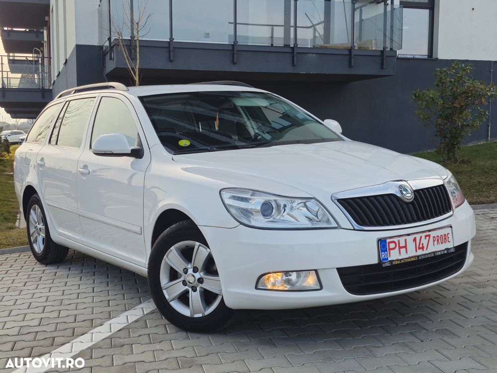 Skoda Octavia 1.6 TDI DPF Elegance - 1