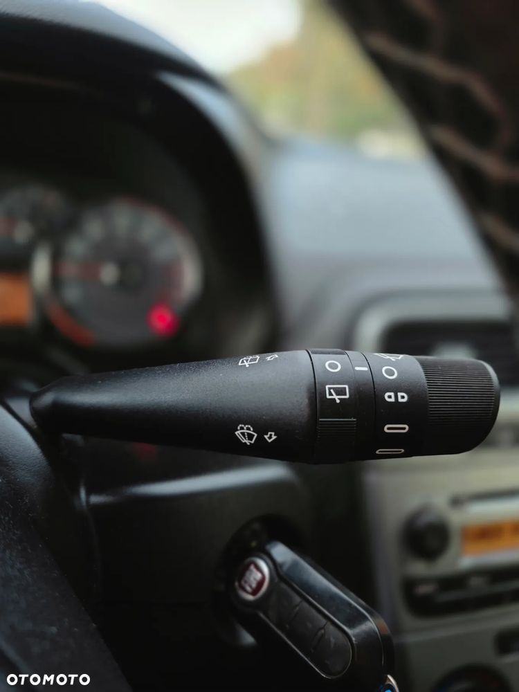 Fiat Grande Punto 1.4 8V Speed - 13