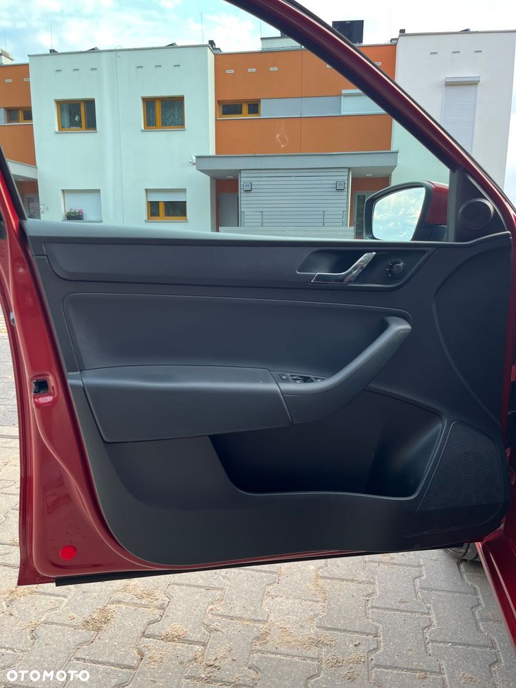 Skoda RAPID 1.2 TSI Edition - 10