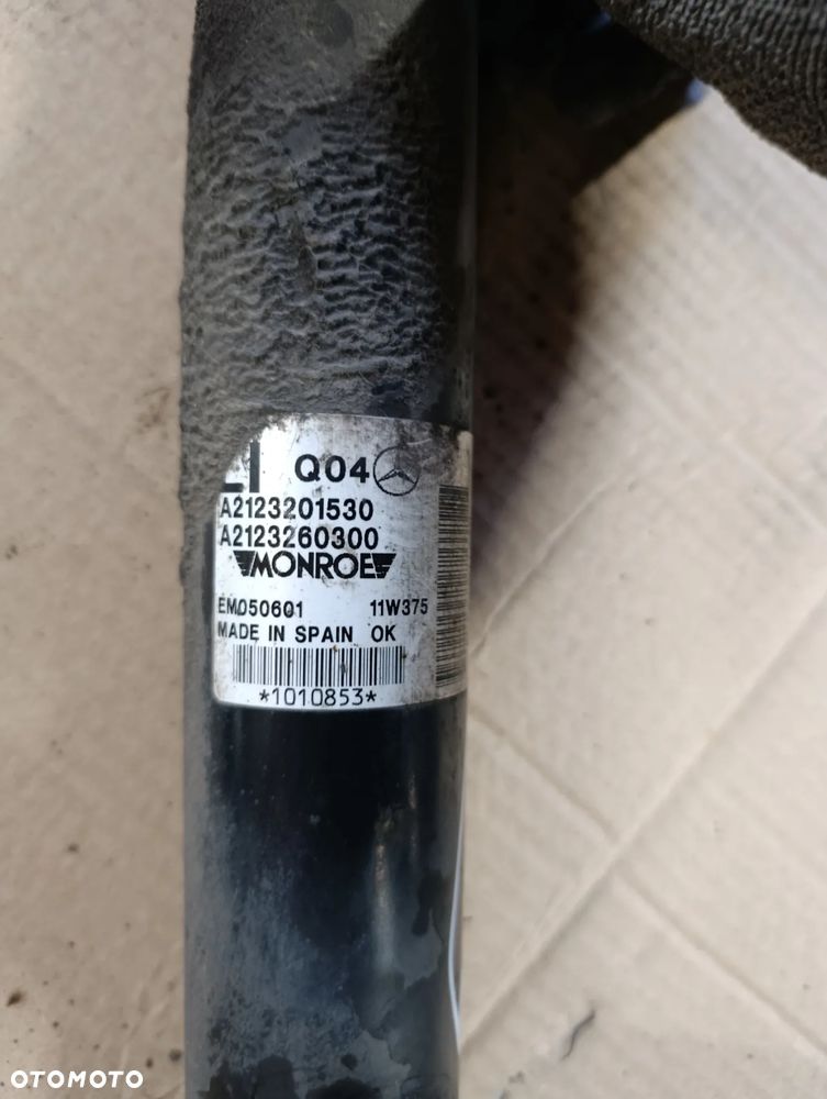 MERCEDES W212 AMORTYZATOR TYLNY A2123201530 - 4