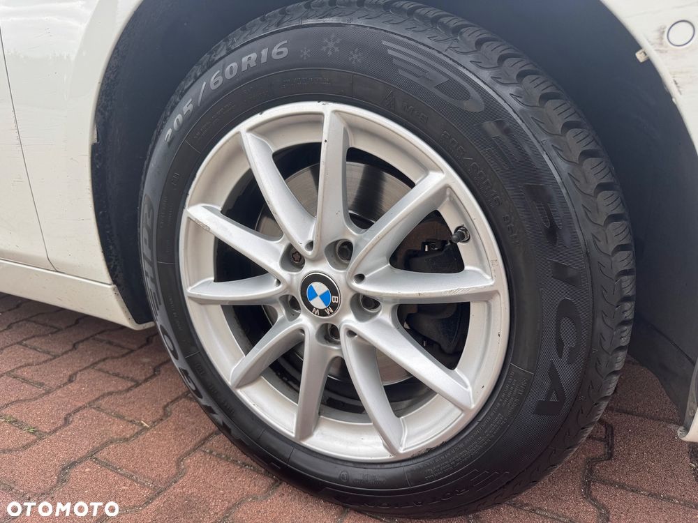 BMW Seria 2 218d GT - 10