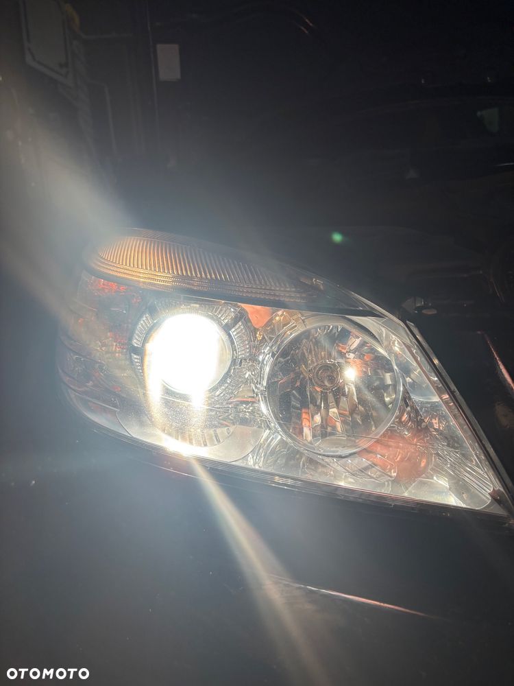 lampy mercedes w 204 - 3