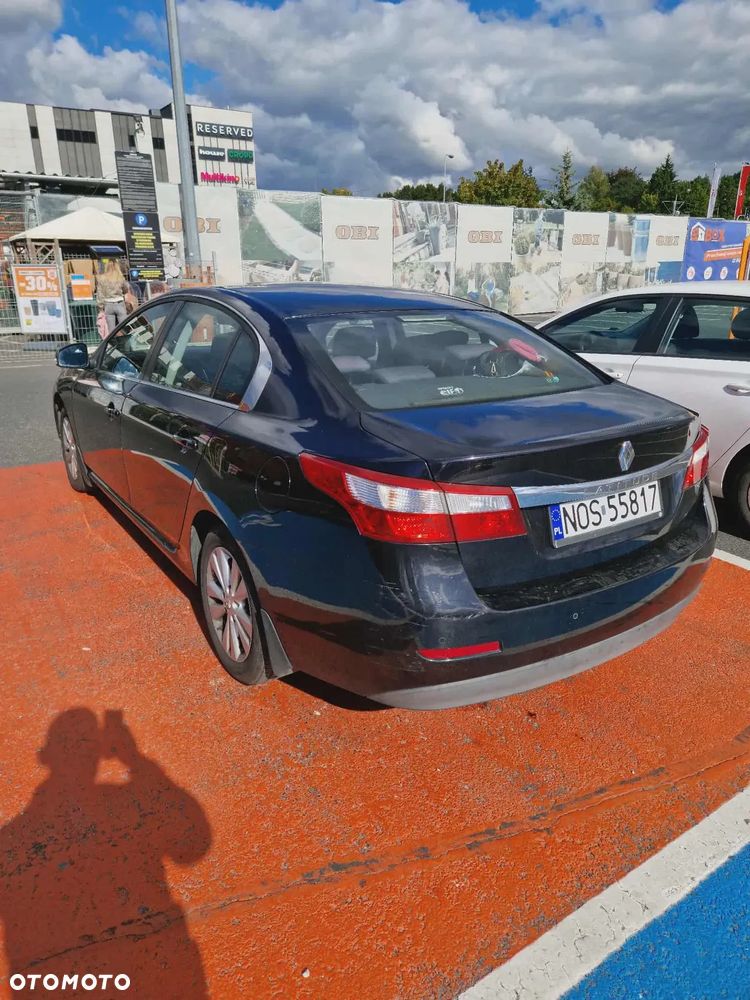 Renault Latitude 2.0 16V - 4