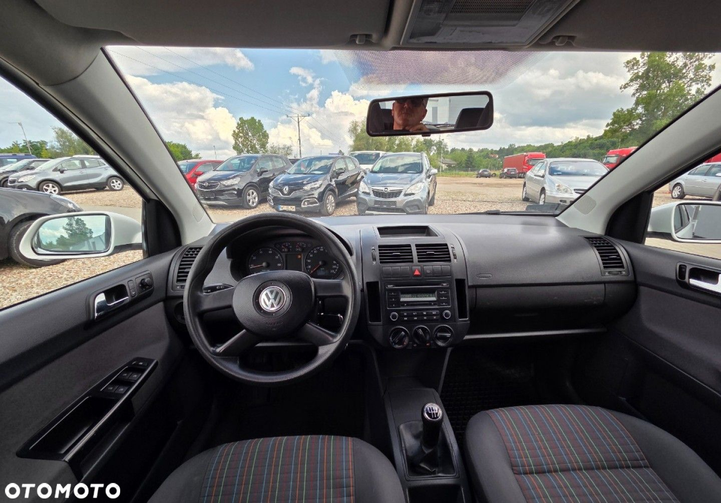 Volkswagen Polo - 8
