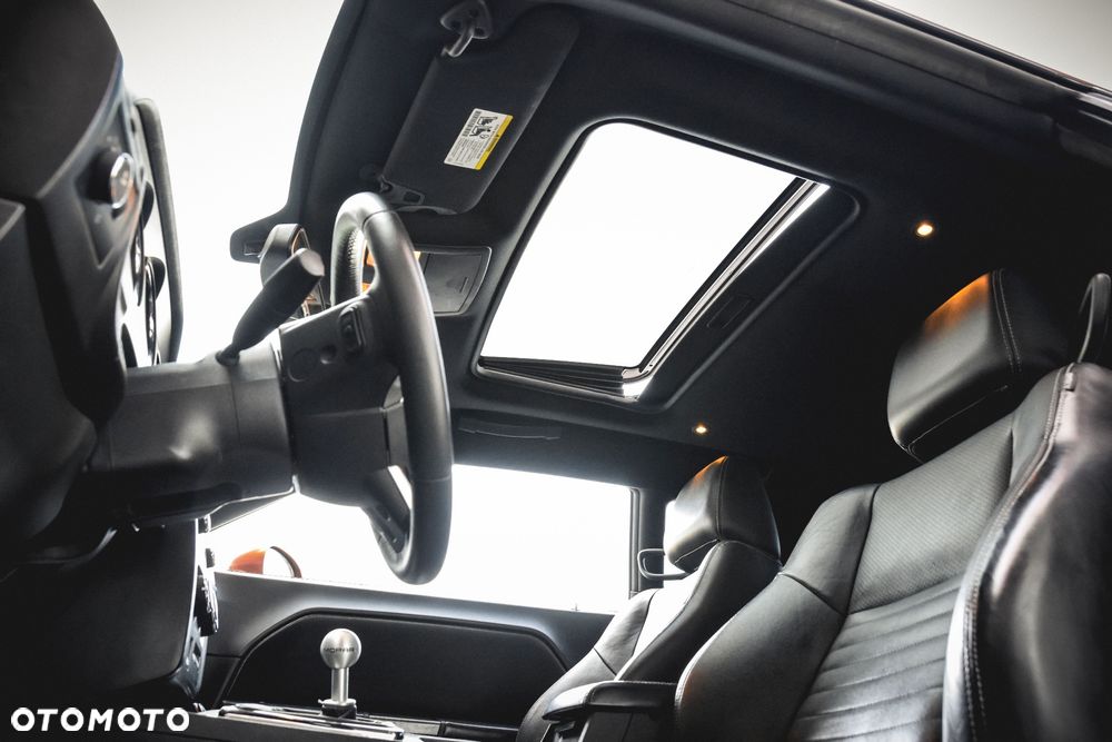 Dodge Challenger - 25