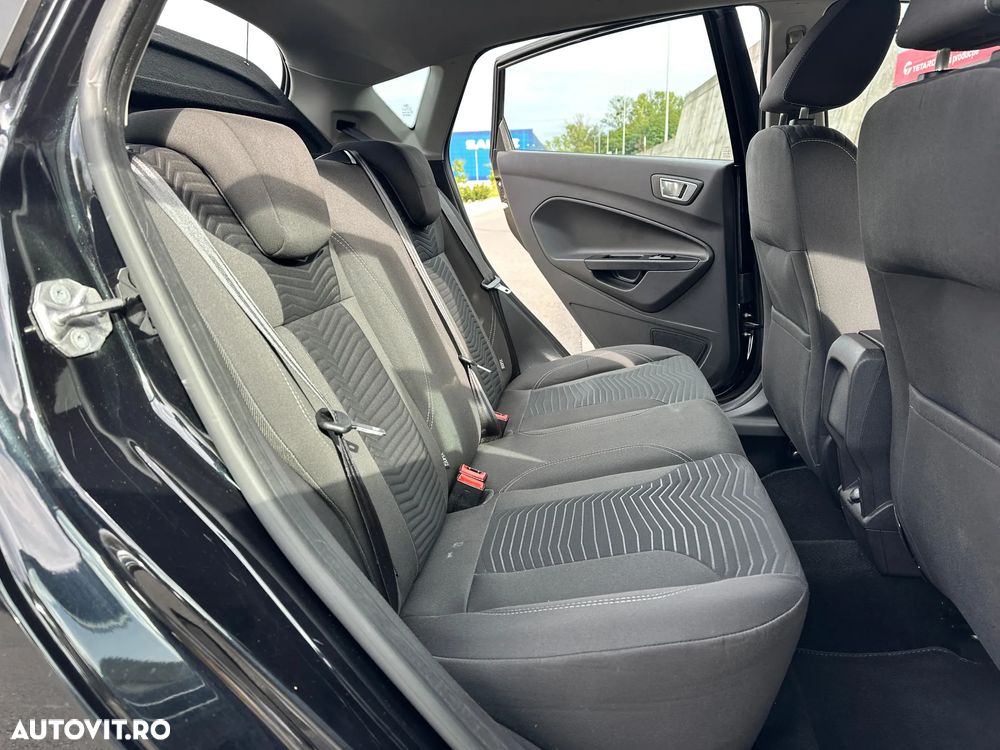Ford Fiesta 1.6 TDCI Titanium - 25
