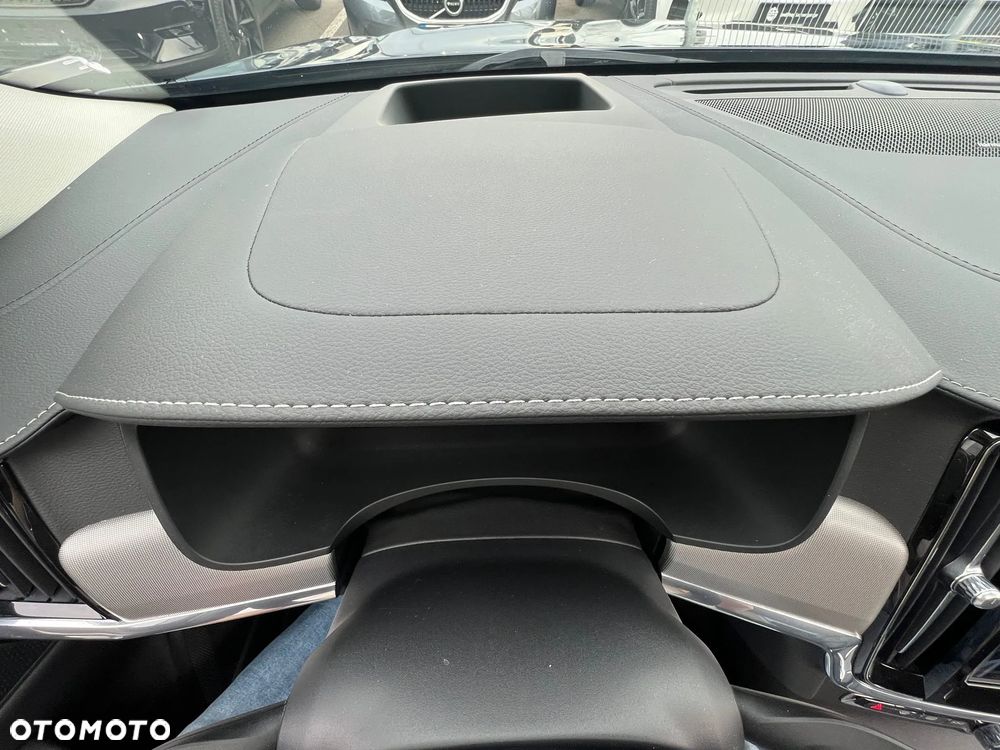Volvo S90 B5 D AWD R-Design - 12