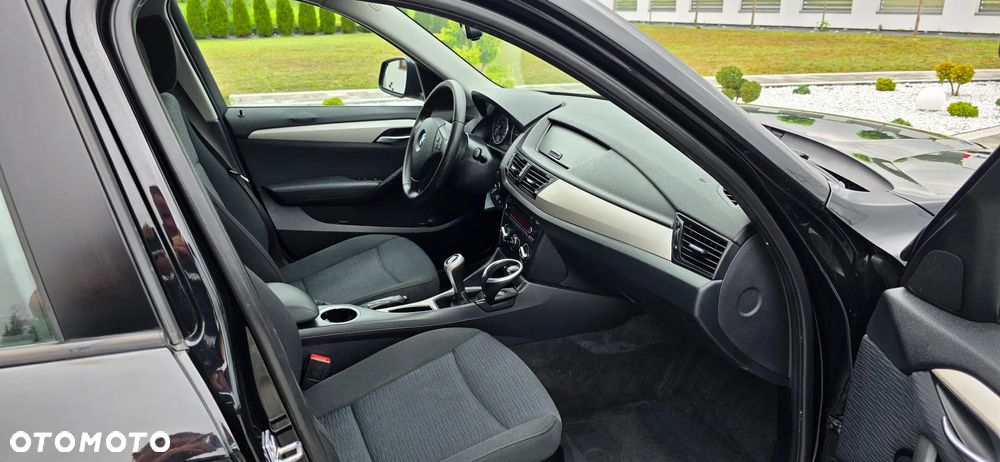 BMW X1 sDrive16d - 13