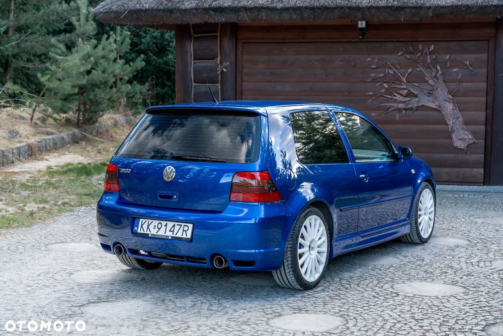 Volkswagen Golf - 5