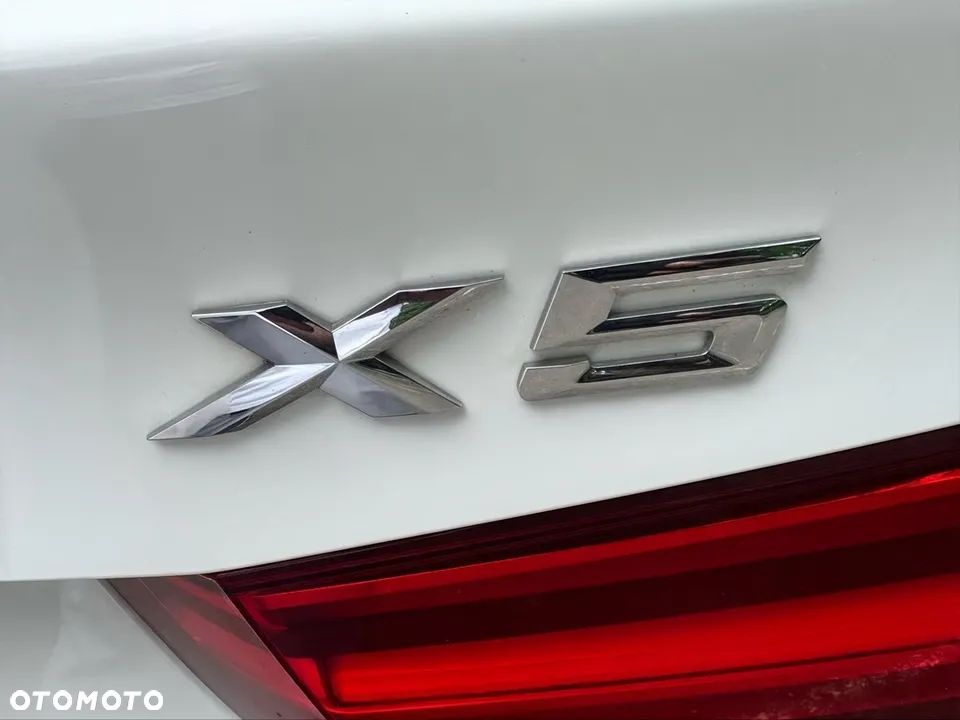 BMW X5 xDrive35i - 9