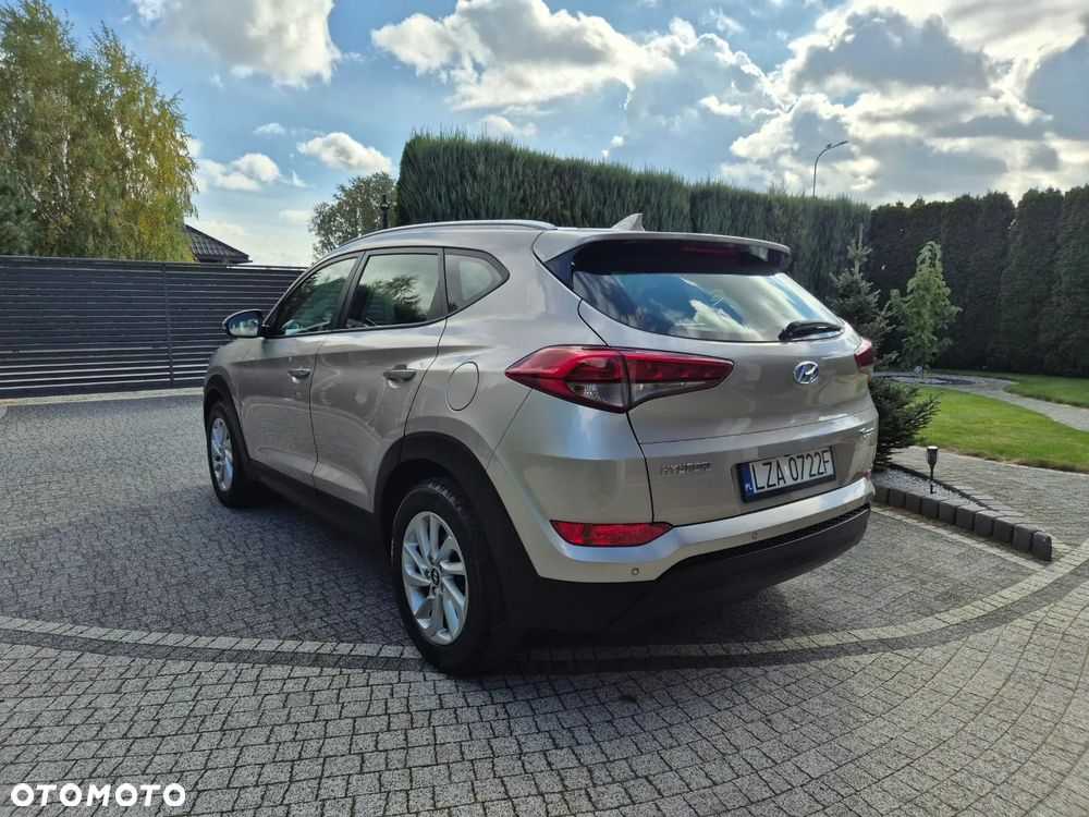 Hyundai Tucson - 8