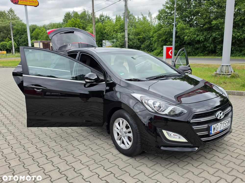 Hyundai i30 1.6 GDI BlueDrive Premium - 10