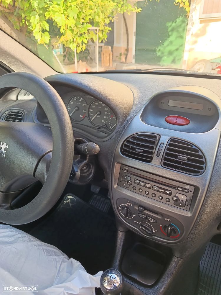 Peugeot 206 SW 1.4 - 3