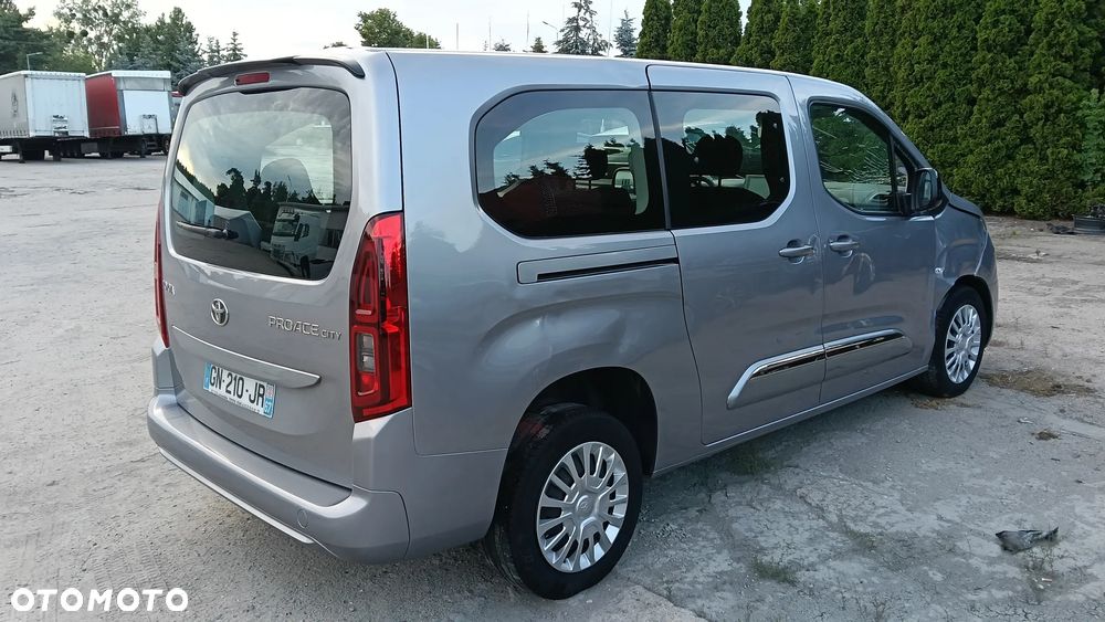 Toyota Proace City - 7