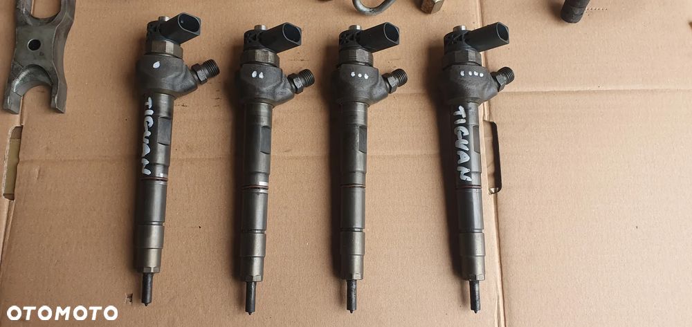Wtryskiwacze układ wtryskowy pompa wtryski VW Tiguan Lift 2.0 TDI 03L130277J 03L130755AC 03L130089J - 2