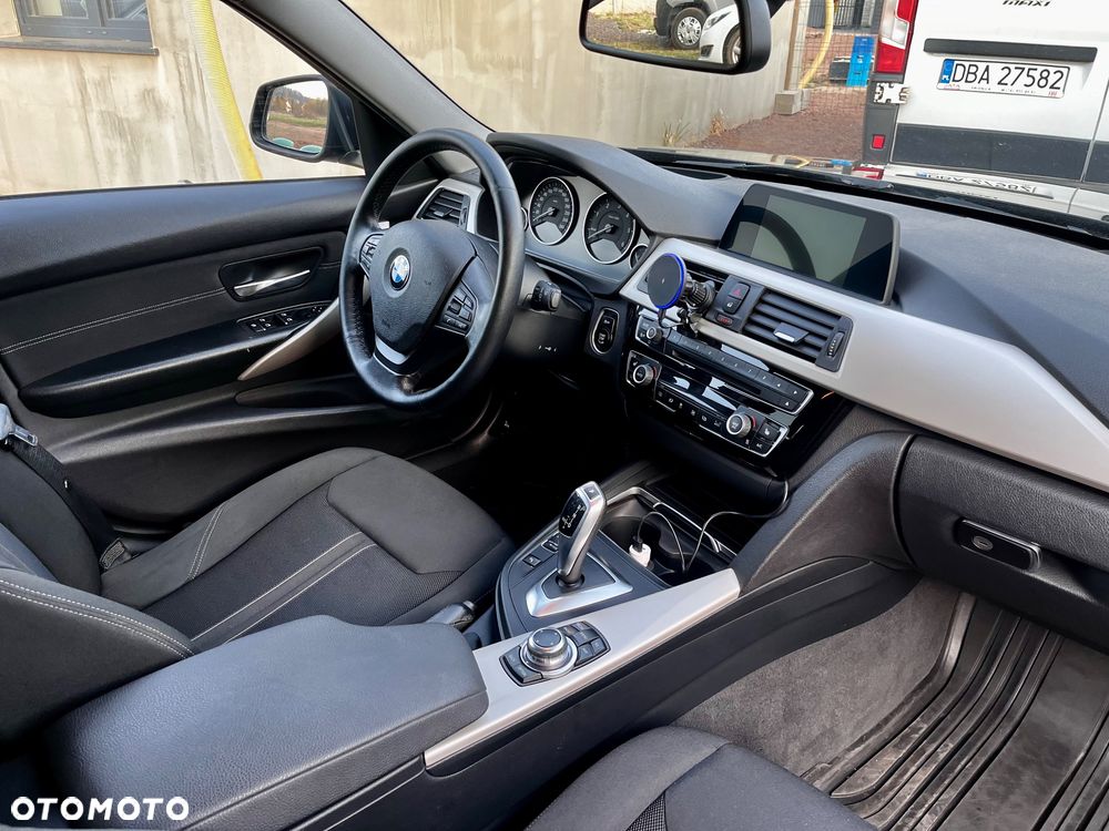 BMW Seria 3 320d Advantage - 7