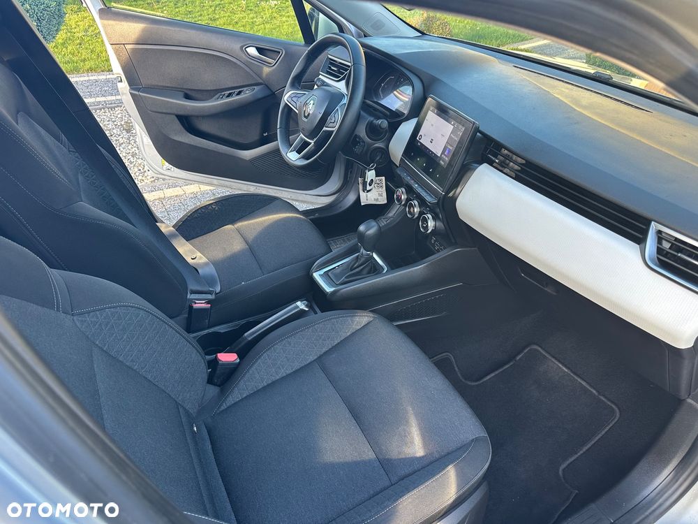 Renault Clio 1.6 E-TECH Full Hybrid 145 Techno - 11