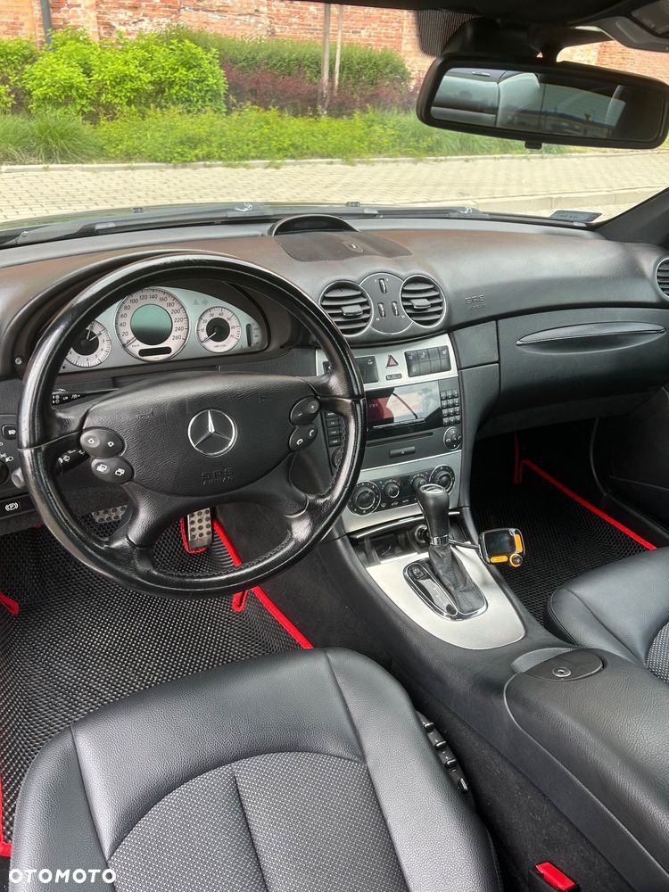 Mercedes-Benz CLK - 13