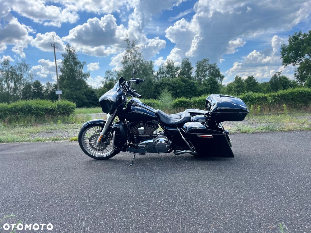 Harley-Davidson FLH Electra Glide - 10