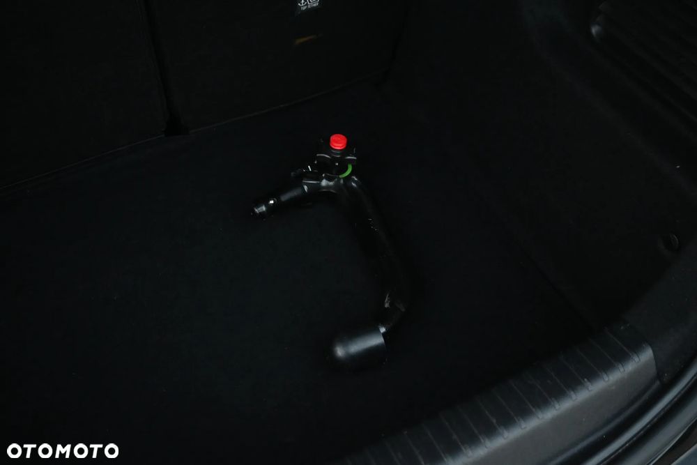 DS Automobiles DS 3 Crossback 1.5 BlueHDi Performance Line + - 26