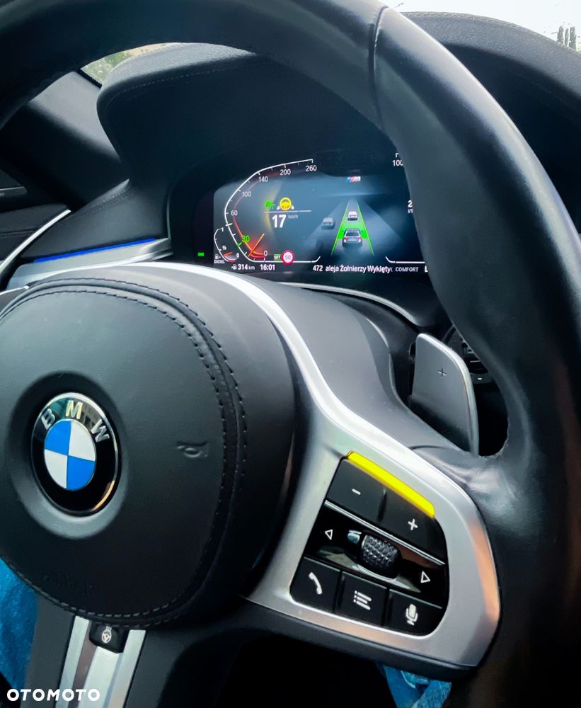 BMW Seria 5 520d xDrive mHEV M Sport sport - 7