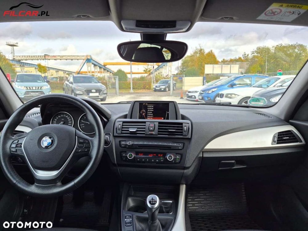 BMW Seria 1 - 15