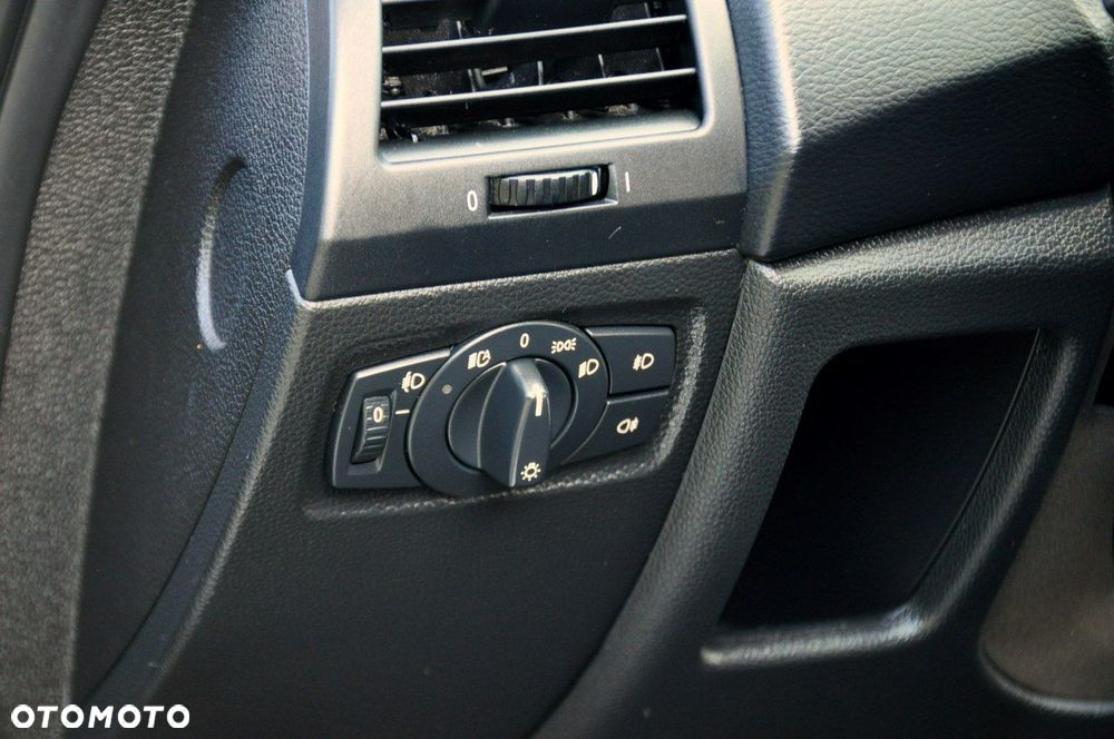 BMW Seria 1 - 36