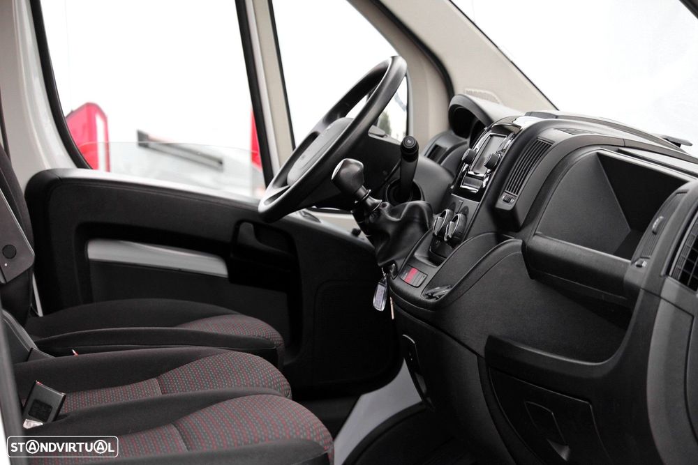 Peugeot Boxer 2.2 BlueHDi 333 L2 CD - 18