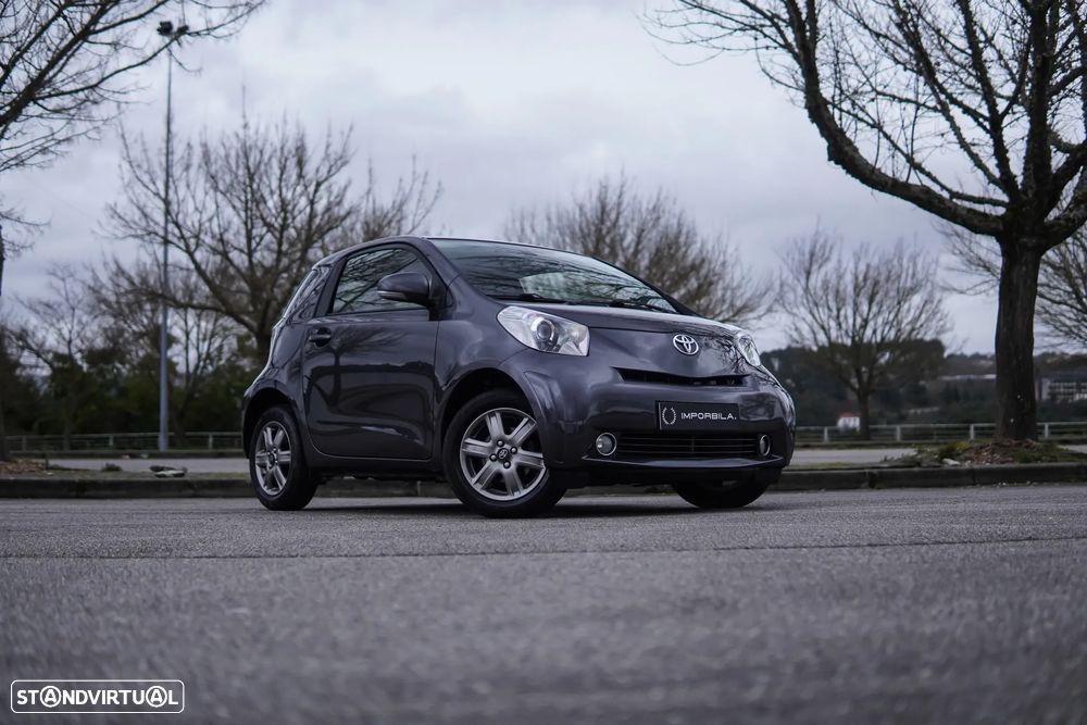 Toyota iQ 1.0 VVT-i 2 MultiDrive EP+NAVI+Bluetooth - 2