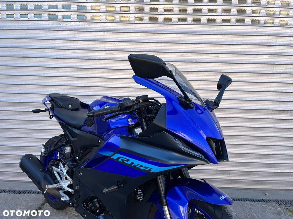 Yamaha YZF - 30