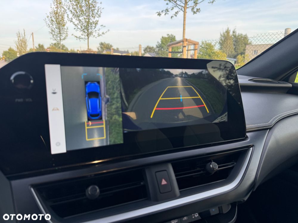 Lexus UX 300h F Sport - 28
