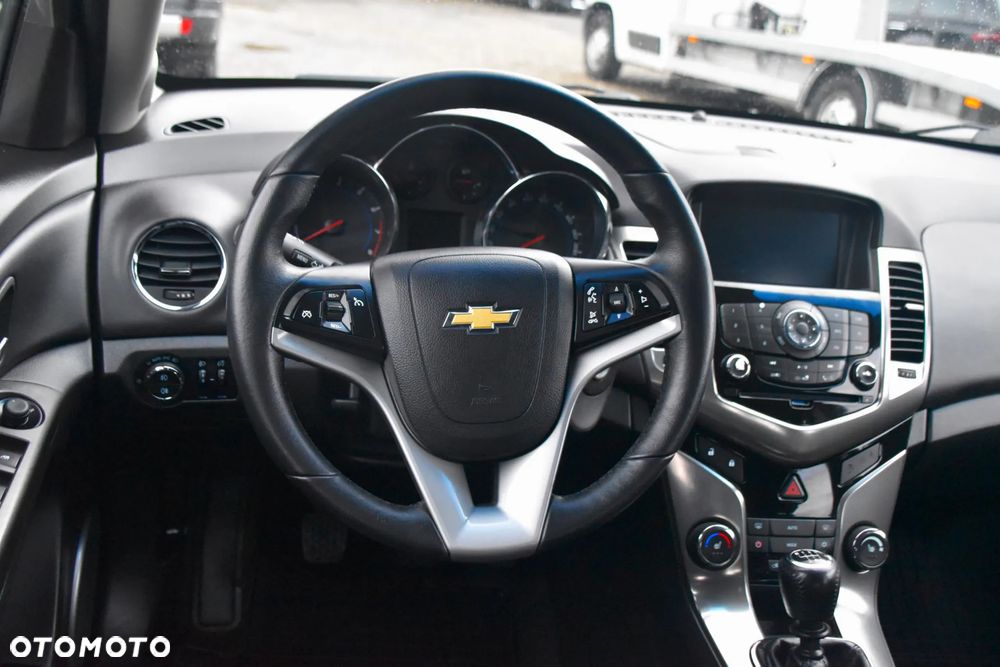 Chevrolet Cruze - 5
